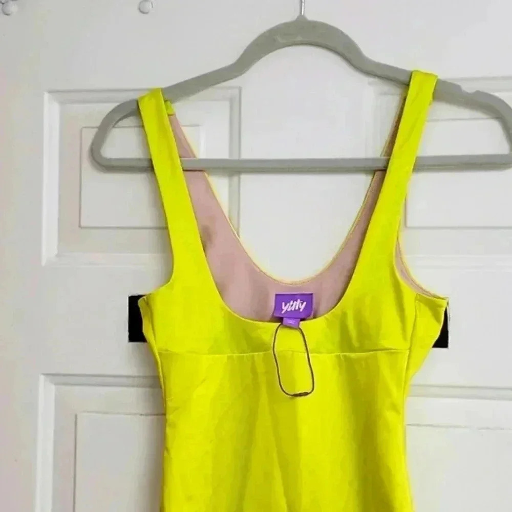 Headliner Shaping Open Bust Thong Bodysuit - Picture 3 of 10